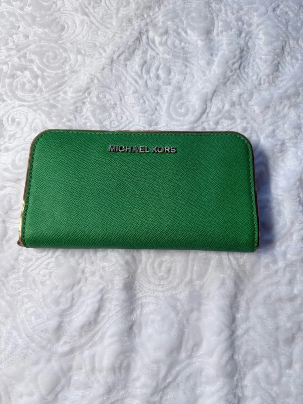 Michael Kors Wallet Bundle Green Zip Around & Red Wristlet Wallet